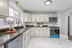 18 Fairway Dr, Lexington, NC 27292 - Photo 13