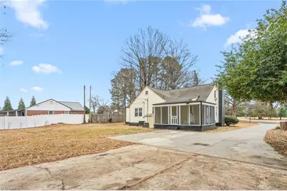 18 Fairway Drive, Lexington, NC 27292 - Photo 33