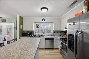 3675 Dylanwood Ct, Walkertown, NC 27051 - Photo 15