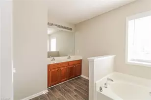 6900 Salem Quarter Rd, Belews Creek, NC 27009 - Photo 9