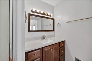 4502 Whitby Pl, Greensboro, NC 27406 - Photo 25