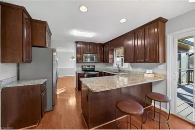 4502 Whitby Place, Greensboro, NC 27406 - Photo 13