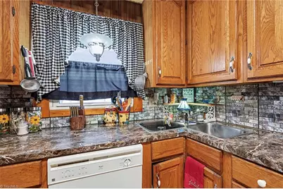 341 County Home Road, Lexington, NC 27292 - Photo 13