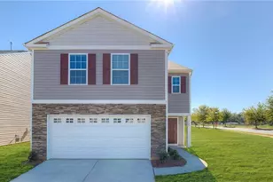 103 Beechwood Cir, Thomasville, NC 27360 - Photo 1