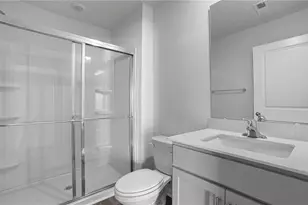 101 Beechwood Cir, Thomasville, NC 27360 - Photo 13