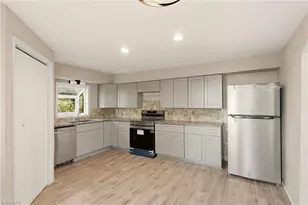 5414 Dobson Rd, Greensboro, NC 27410 - Photo 9