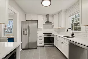 2013 Walker Ave, Greensboro, NC 27403 - Photo 7