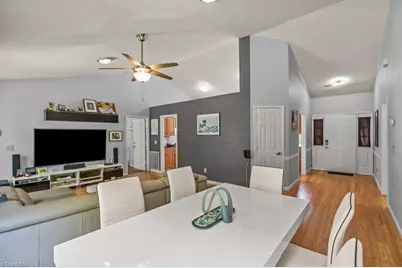 10 Manor Ridge Court, Greensboro, NC 27407 - Photo 9