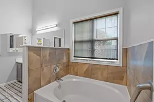 10 Manor Ridge Ct, Greensboro, NC 27407 - Photo 17