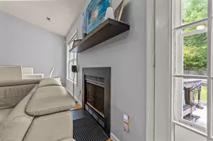 10 Manor Ridge Ct, Greensboro, NC 27407 - Photo 7