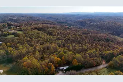 002 Rock Creek Ch Road, North Wilkesboro, NC 28659 - Photo 5