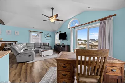 422 Harbour View Drive, Kill Devil Hills, NC 27948 - Photo 9