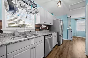 422 Harbour View Dr, Kill Devil Hills, NC 27948 - Photo 7