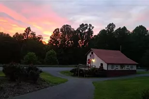 3391 Asbury Rd, Mount Airy, NC 27030 - Photo 29