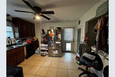 5803 Bartlett Drive, Greensboro, NC 27406 - Photo 7