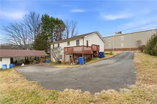1325 Stewart Dr, Mount Airy, NC 27030 - Photo 25