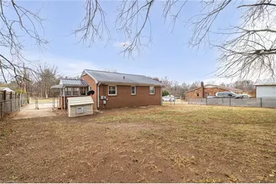 1518 Pearman Street, Reidsville, NC 27320 - Photo 25