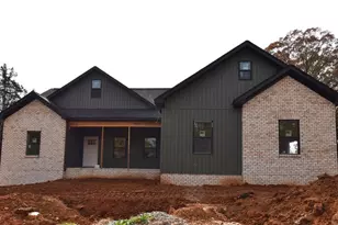 4381 Continental Dr, Pfafftown, NC 27040 - Photo 1