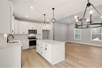 4381 Continental Drive, Pfafftown, NC 27040 - Photo 15