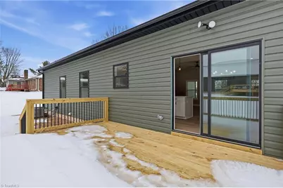 4381 Continental Drive, Pfafftown, NC 27040 - Photo 5