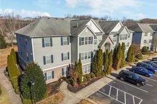 4702 Pennoak Ln, Greensboro, NC 27407 - Photo 7