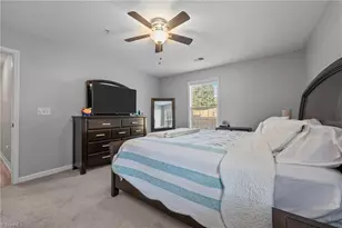 4702 Pennoak Ln, Greensboro, NC 27407 - Photo 23