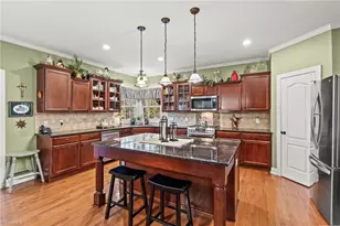 655 Starboard Reach, Lexington, NC 27292 - Photo 9