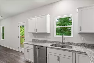 1042 Bebb Willow Ln, Lewisville, NC 27023 - Photo 3