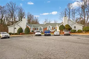 2054 Hearthwood Ct, Greensboro, NC 27407 - Photo 27