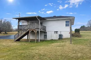 1143 N County Home Rd, Lexington, NC 27292 - Photo 9