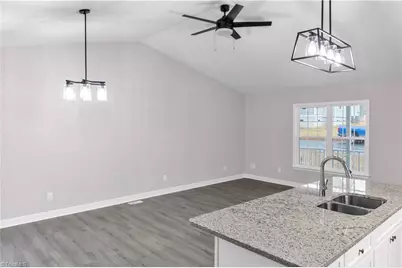 4 Hames Street, Lexington, NC 27295 - Photo 9