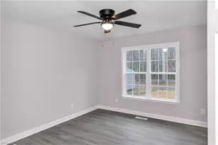 4 Hames St, Lexington, NC 27295 - Photo 11