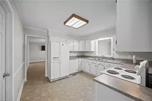 5509 Yanceyville Rd, Browns Summit, NC 27214 - Photo 15