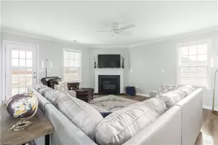 401 Altavista Dr, Clemmons, NC 27012 - Photo 15