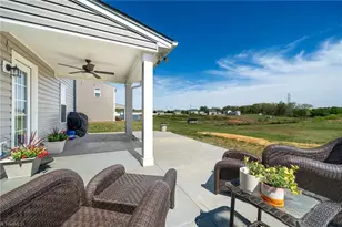 401 Altavista Dr, Clemmons, NC 27012 - Photo 35