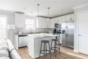 401 Altavista Dr, Clemmons, NC 27012 - Photo 7