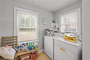 229 Dorothy St, High Point, NC 27262 - Photo 11