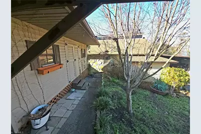 220 Yachtsman Drive, Salisbury, NC 28146 - Photo 17