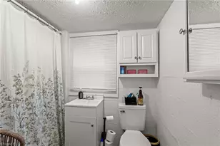 231 Dorothy St, High Point, NC 27262 - Photo 15