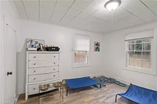 231 Dorothy St, High Point, NC 27262 - Photo 13