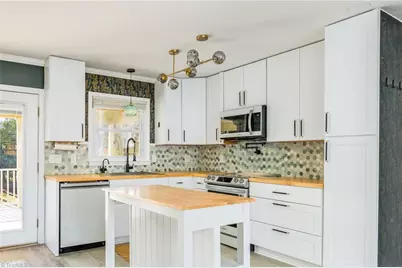 321 Canterbury Drive, Midway, NC 27107 - Photo 11