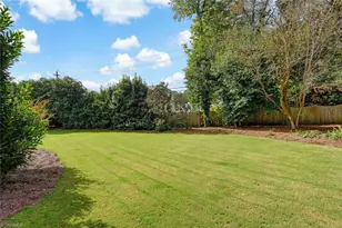 705 Woodland Dr, Greensboro, NC 27408 - Photo 31