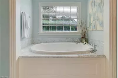 705 Woodland Drive, Greensboro, NC 27408 - Photo 9