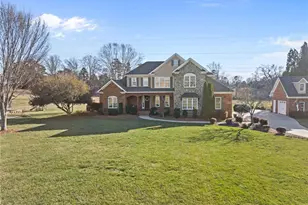 379 Act Dr, Winston-Salem, NC 27107 - Photo 3