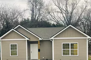 1015 Sharon St, High Point, NC 27260 - Photo 21