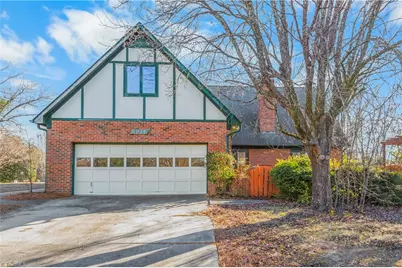 2016 Candelar Drive, High Point, NC 27265 - Photo 35