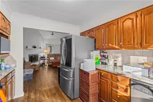 2016 Candelar Dr, High Point, NC 27265 - Photo 15