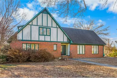 2016 Candelar Drive, High Point, NC 27265 - Photo 3