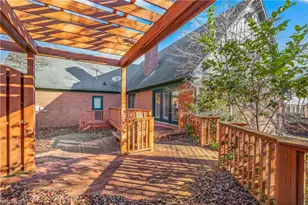 2016 Candelar Dr, High Point, NC 27265 - Photo 41