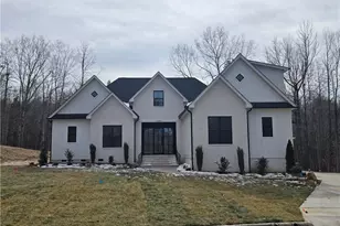 1200 Devlin Ct, High Point, NC 27262 - Photo 3